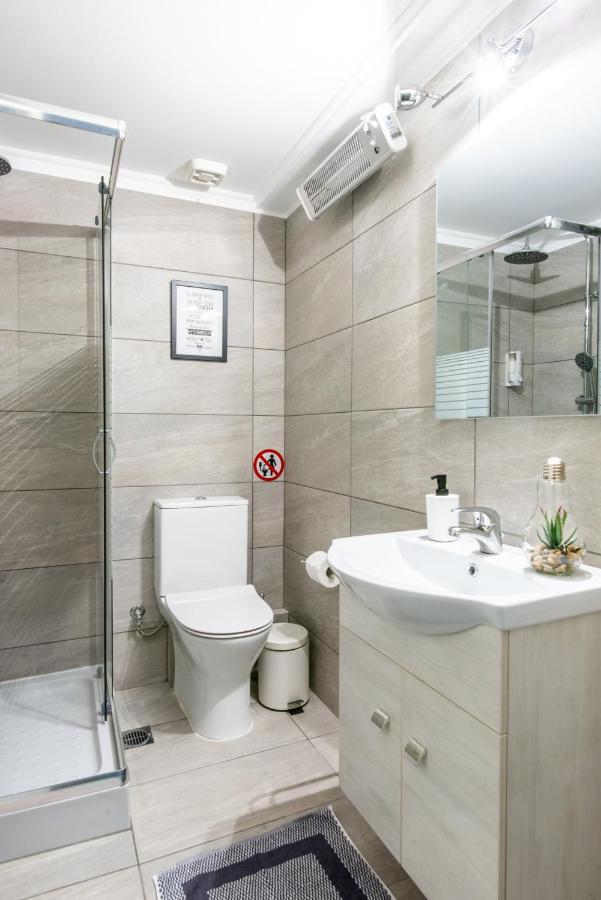 Place To Be Athens Apartment ภายนอก รูปภาพ